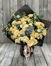 Букет цветов из:  Розы и Лизиантусы в Рыбинске