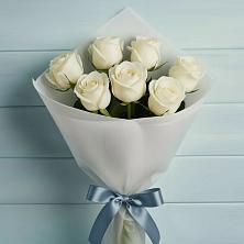 Букет 7 Белых роз Эдлесс Лав в Рыбинске