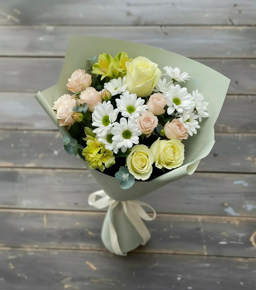 Букет цветов из: Альстромерии, Розы и Хризантемы в Рыбинске