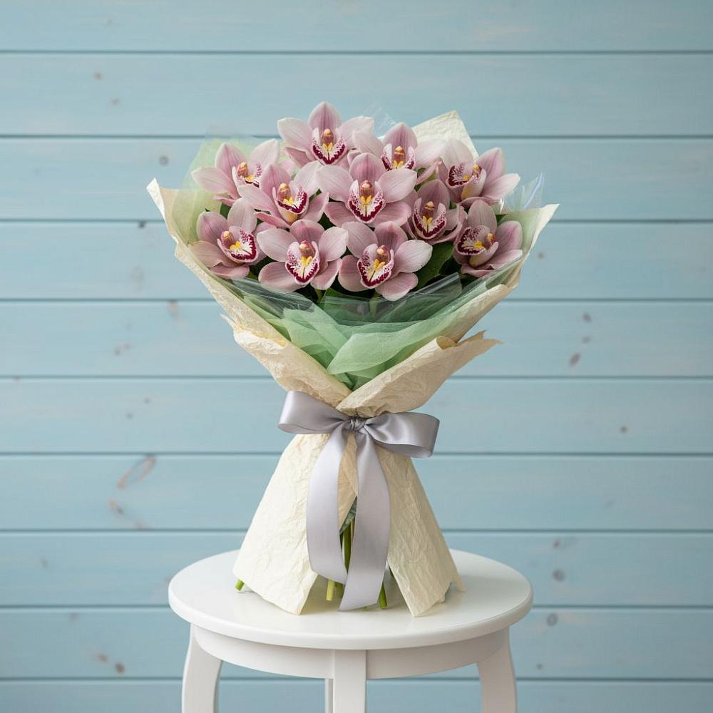 Букет цветов из: Орхидеи и Розы в Рыбинске