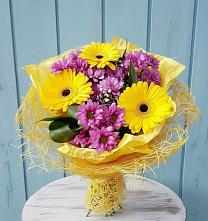 Букет цветов из:  Хризантемы и Герберы в Рыбинске
