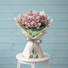 Букет цветов из:  Орхидеи и Розы в Рыбинске