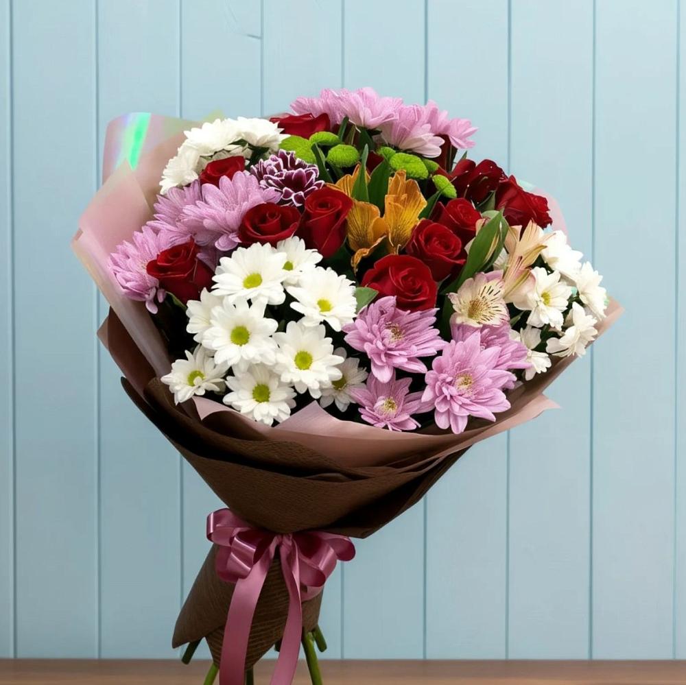 Букет цветов из: Розы, Хризантемы и Альстромерии в Рыбинске
