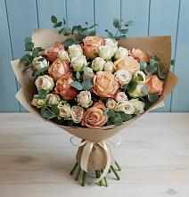 Букет цветов из:  Альстромерии и Розы в Рыбинске